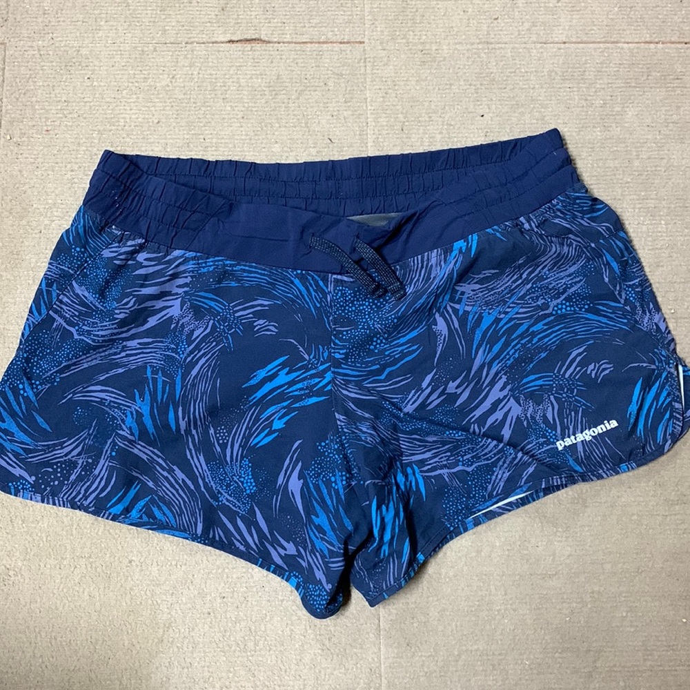 women’s patagonia running shorts size medium